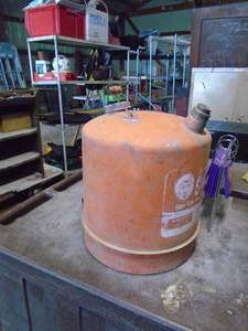 Vintage 5 gal sno glo gas can. As shown.