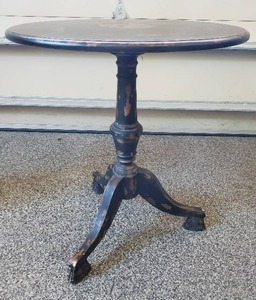 Round Occasional Table