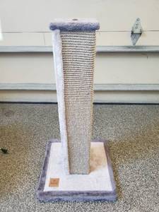 Cat Scratching Post