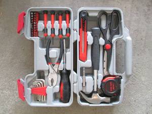 lot 13 image: Tool case filled with hand tools (s...