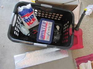 lot 22 image: Laundry basket of automotive items ...