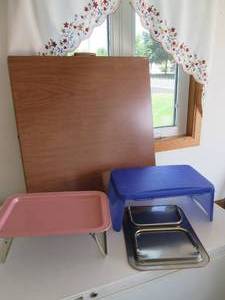 lot 49 image: Vintage metal folding table 3060...