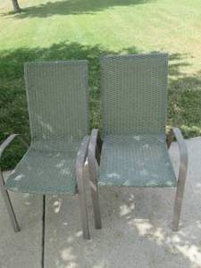 lot 68 image: 2 patio chairs 21.7525.7536.5...