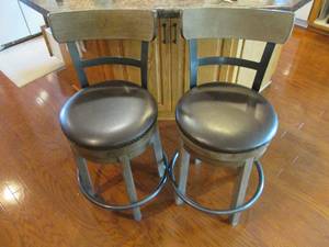 lot 82 image: 2 heavy duty beautiful swivel bar s...