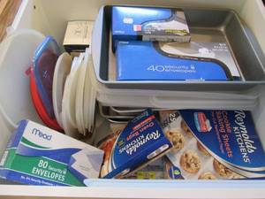 lot 106 image: Contents of drawer including envelo...
