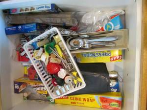 lot 107 image: Contents of drawer including baggie...