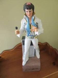 lot 116 image: Sincerely Elvis 77 music box decan...