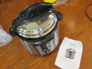 lot 128 image: Ecochef pressure cooker...