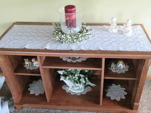 lot 137 image: Display cabinet 43.251726  ...