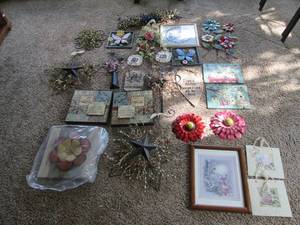 lot 144 image: Large lot of wall decor includes fr...