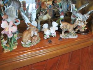 lot 153 image: 10 beautiful animal statuesfigurin...