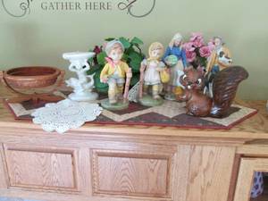 lot 168 image: 4 statues, squirrel statue, faux fl...