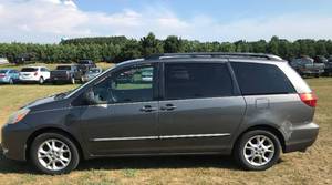 2005 Toyota Sienna SLE LTD