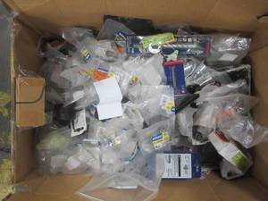 lot 806 image: WHOLESALE BINS OF SOCKETS, WRENCHES, & OTHER MISC. TOOLS (SEE PHOTOS)