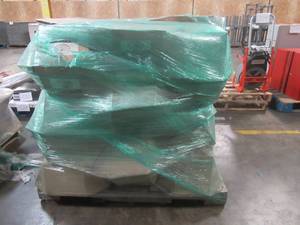 lot 865 image: WHOLESALE PALLET OF UNDERMOUNT BATHROOM SINKS (SEE PHOTOS)