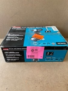 Makita 18V LXT Sub-Compact Lithium-Ion Brushless Cordless Impact Driver Kit (1.5Ah)