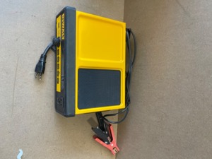 DEWALT 30 Amp Automotive Portable Car Battery Charger with 80 Amp Engine Start and Alternator Check