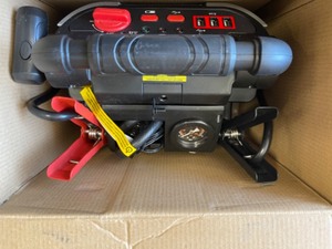 Vector 800 Peak Amp Jump Starter, 120 PSI Air Compressor, Three USB Charging Ports, Rechargeable