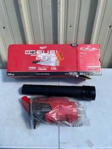 lot 2 image: Milwaukee M18 FUEL 120 MPH 450 CFM 18-Volt Lithium-Ion Brushless Cordless Handheld Blower (Tool-Only)
