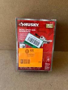 lot 89 image: Husky Siphon Feed Detail Spray Gun