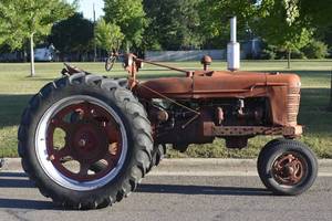 1943 Farmall H Narrow Front