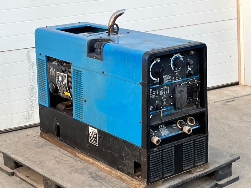 August Commercial Equipment, Tools, Supplies & More KBID