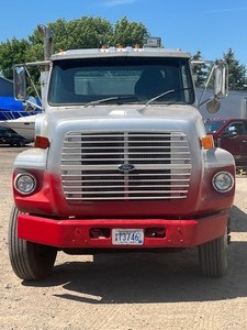 1988 Ford L9000 Roll-Off Truck