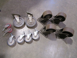 lot 271 image: Swivel Casters