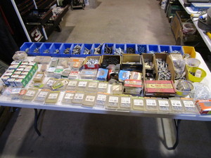 lot 274 image: Large Lot of Hardware