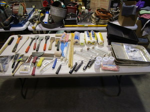 lot 279 image: Lot of Painting Items