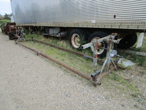 lot 45 image: Car Restoration Rotisserie