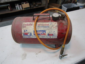 lot 296 image: Air Tank