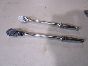 lot 88 image: Snap On 38 & 12 Ratchets