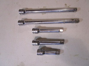 lot 95 image: Snap On 12 Extensions