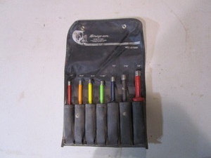 lot 111 image: Snap On Nut Driver Set