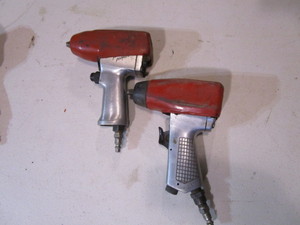 lot 125 image: Snap On 38 Impacts