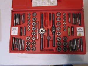 lot 133 image: Snap On Tap & Die Set