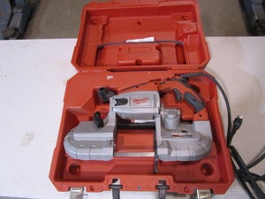 lot 141 image: Milwaukee Band Saw