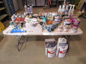 lot 178 image: Misc. Paint & Chemicals (see pics)