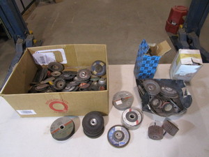 lot 179 image: Various Grinding Discs & Wire Wheels