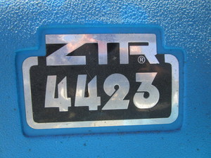 lot 50-A image: Dixon 42 ZTR 4423 Mower