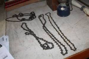 lot 160 image: Lot of (4) 19 Chain Saw Chains