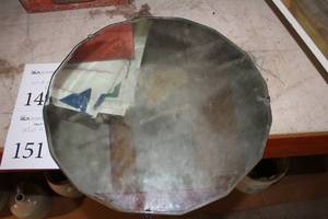lot 150 image: Vintage 15-12 Wall Mirror