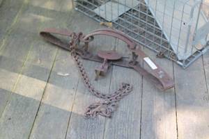 lot 208 image: 16 Animal Snap Trap