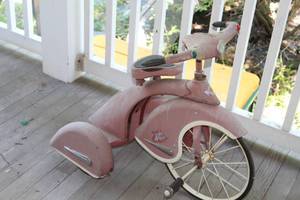 lot 224 image: Vintage Sky-King Air Flow Childrens Metal Tricycle