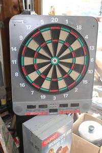 lot 73 image: Sportcraft Electric Dart Board