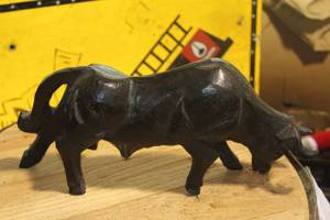 lot 124 image: Bull Steel Table Statue