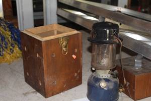 lot 230 image: 15 Mini Gas Camp Lantern with Wooden Case