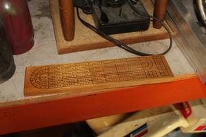 lot 291 image: Wooden Cribbage Board
