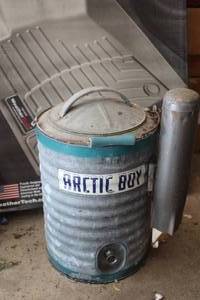 lot 287 image: Vintage Artic Boy Metal Water Cooler